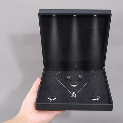 Buy Custom Scratchproof LED Jewelry Box Luxury Pendant Packaging Set Soft Velvet Lining online manufacture