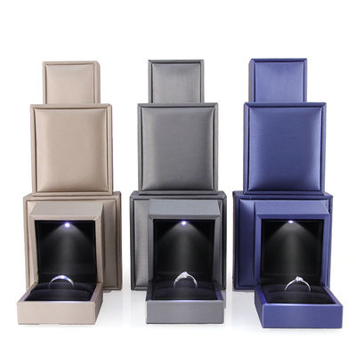 Customized Hanhong Logo LED Jewelry Box for Luxury Faux Leather Personalized Packaging