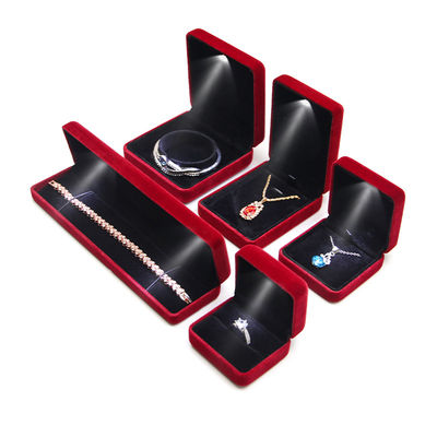 Jewelry Boxes Material LED Velvet for Customized Size Hanhong Logo Embossed Ring Gift