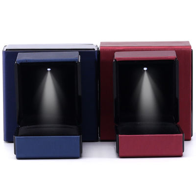 Jewelry Package Hanhong Custom Logo Leather LED Light Box for Bracelet Necklace and Ring