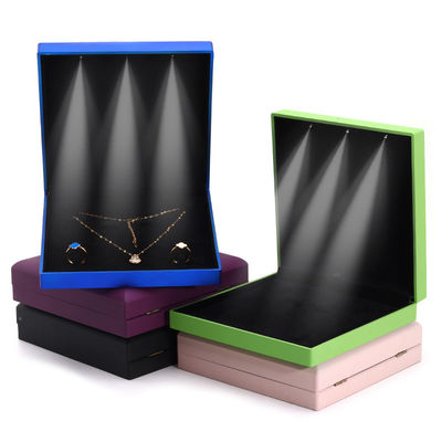 Hanhong Custom Logo White Light Jewelry Packaging Box Set with Ring Necklace Earrings