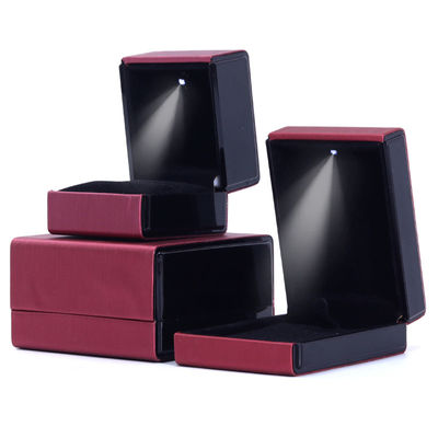 Buy Hanhong Custom Logo LED Light Jewelry Box for Bracelets Necklaces and Rings in Leather online manufacture