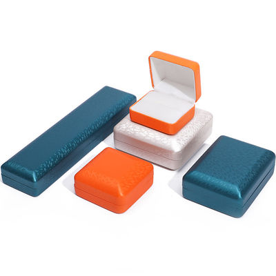 Han Hong Custom Logo Jewelry Package for Bracelet Necklace Ring PU Leather Velvet
