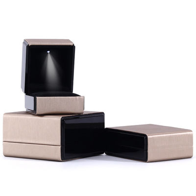 9*9*5cm Rectangle Hanhong Custom Gold Necklace Bracelet and Ring LED Jewelry Packaging Box
