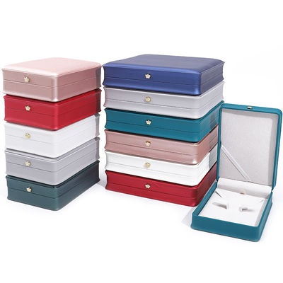 Rectangle Handmade Hanhong Custom Logo Box Crown Design Luxurious PU Leather Box Necklace Ring Jewelry Box