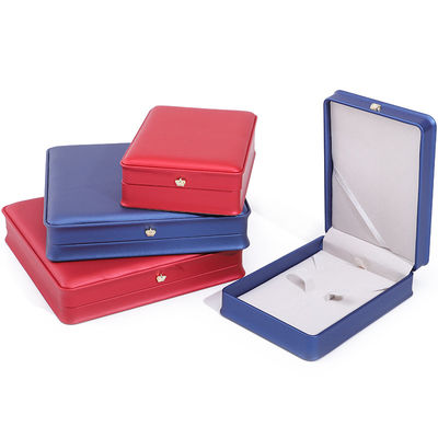 Rectangle Handmade Hanhong Custom Logo Box Crown Design Luxurious PU Leather Box Necklace Ring Jewelry Box