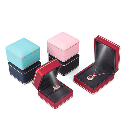 Plastic Velvet Jewelry Boxes Material with Light and Custom Logo Silk Screen Printing