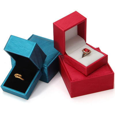 Custom Logo Printed Ring Box Hanhong 2022 Black Lining PU Leather Jewelry Package Set