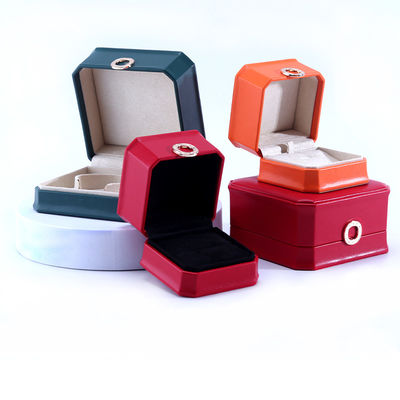 11*11*5.5cm Customized Color Ring Design PU Leather Jewelry Box for Necklace Bracelet