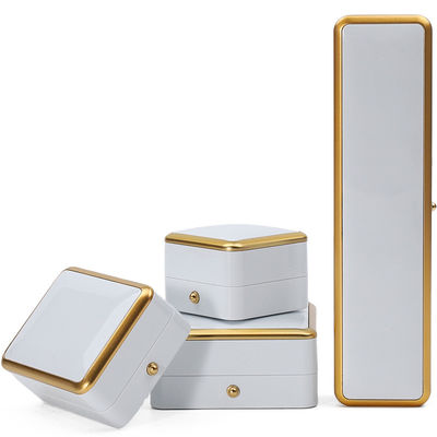 High End Luxury Light Up Jewelry Box Jewelry Storage Case With Soft Velvet Interior