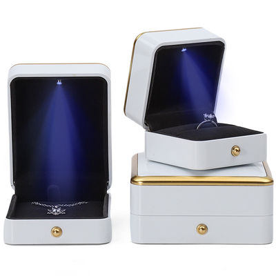 High End Luxury Light Up Jewelry Box Jewelry Storage Case With Soft Velvet Interior