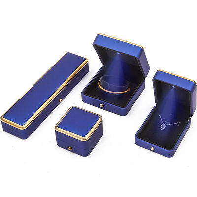 Bracelet Necklace Earrings Ring Jewelry Box with Eco-friendly Material and LED Light