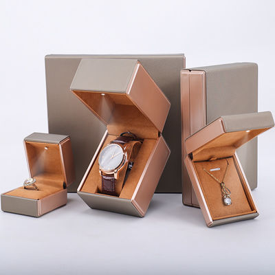 Buy OEM PU Leather LED Jewelry Box , Handy Square Jewelry Luxury Packaging Box Set online manufacture