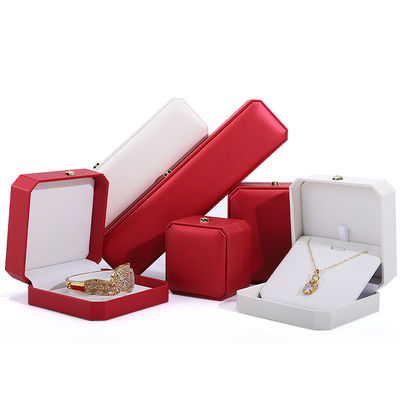 Leather Crown Jewelry Box for Hanhong Custom Gold Bracelets Earrings and Pendants