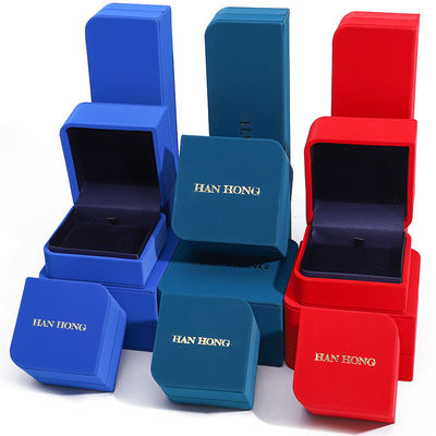 Buy Diamond Arc-Shaped Sleek Faux Leather Jewelry Storage Box Luxury Packaging online manufacture