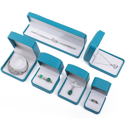 Peacock Green Eye-Catching Faux Leather Jewelry Packaging Box Set Luxury Case