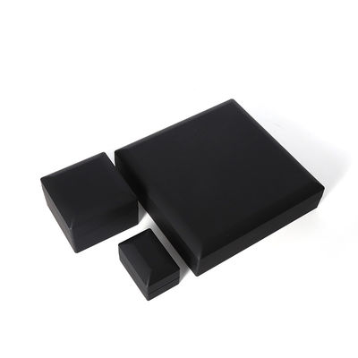 China manufacturing Wholesale high quality Led Jewellery box Packaging Necklace Bracelet Ring Jewelry Box Custom logo High End Black Plastic Led Jewelry Box with Light