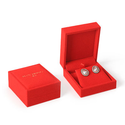 customised high end velvet square red jewelry box for bracelet Necklace ring packaging