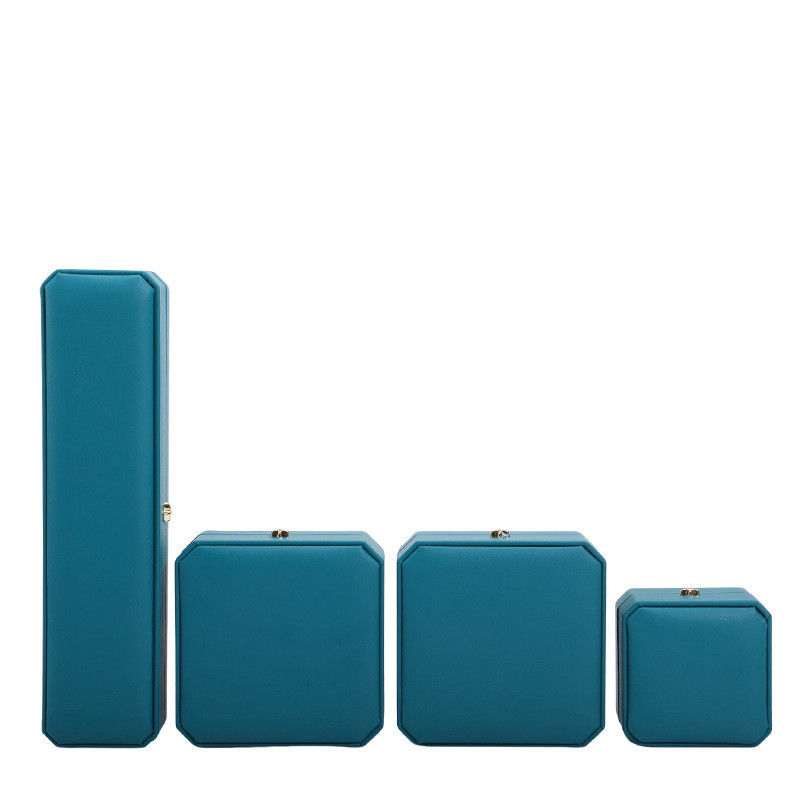 Hanhong Crown Shape Cyan PU Leather Jewelry Box Ideal for Bracelets Earrings and Rings