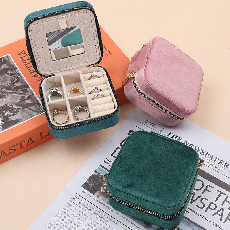 High End Sleek Jewelry Storage Box Soft Velvet Travel Jewelry Organizer With Mirror